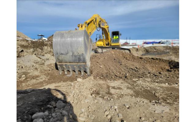 2020 Komatsu PC360 LC-11 Crawler Excavator for Sale in Cardwell, Montana 59714