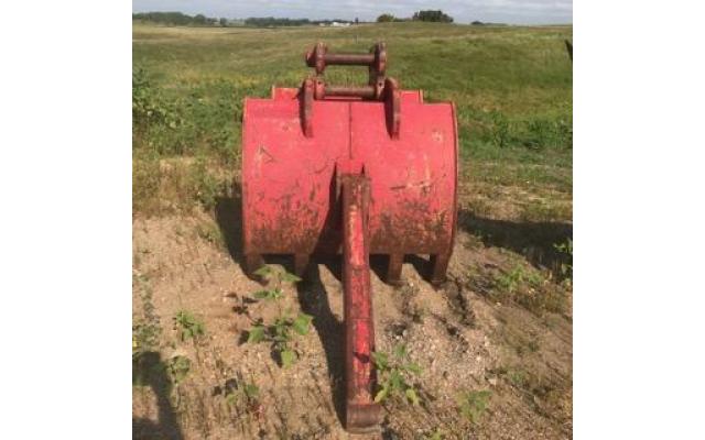 Swedish Steel Grapple Bucket For Sale In Montrose, South Dakota 57048