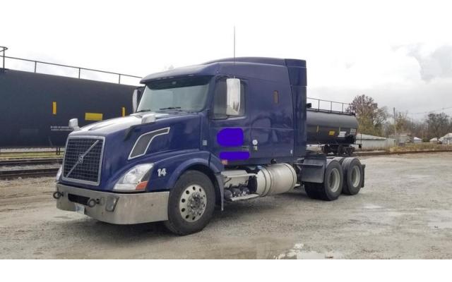 2013 Volvo VNL64T630 Semi-Tractor For Sale In Decatur, Indiana 46733