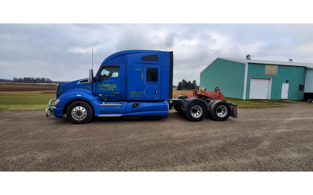 2016 Kenworth T680 Semi-Tractor For Sale In Harbor Beach, Michigan 48441