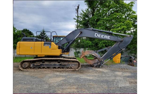 2021 DEERE 250G LC Excavator For Sale In Chantilly, Virginia 20151