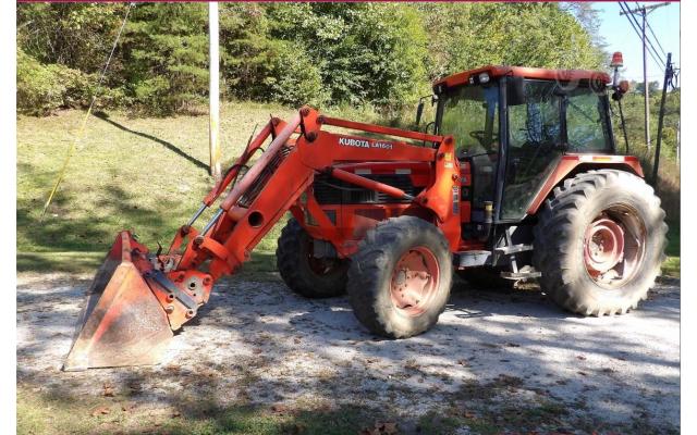 2004 Kubota M110 Tractor For Sale In Martha, Kentucky 41159