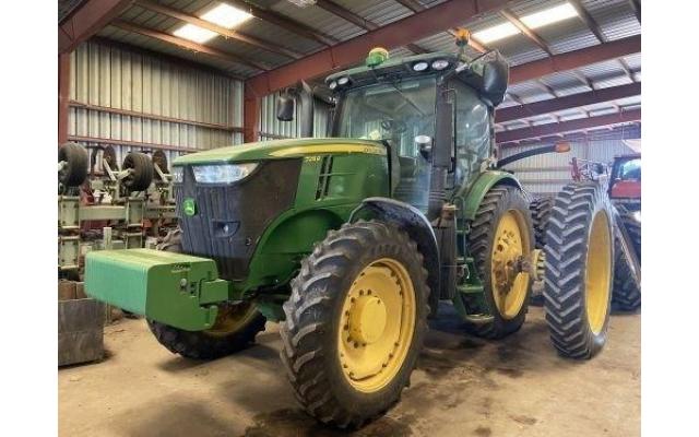2013 John Deere 7215R Tractor For Sale In Mathis, Texas 78368