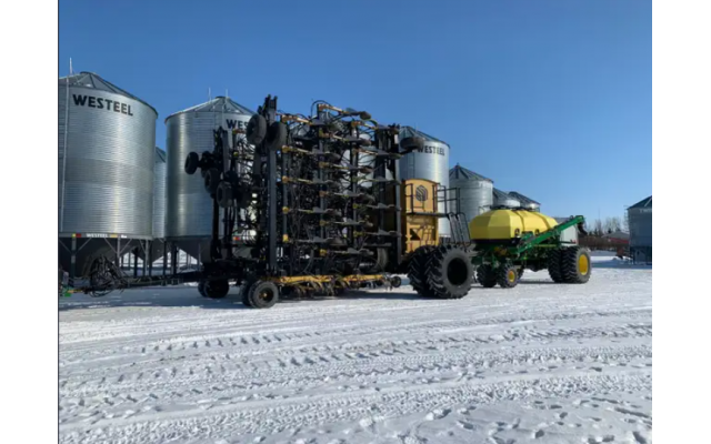 2017 John Deere 550  Air Cart W/ 2016 80' Seedmaster Forsale In Wynyard, Saskatoon Canada S0A 4T0