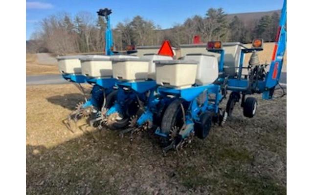 2009/2010 Monosem NG Plus 3 Planter For Sale In Clark Summit, Pennsylvania 18411
