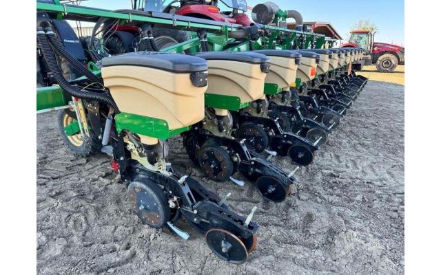 2019 Great Plains 3P4025AH Planter For Sale In Transylvania, Louisiana 71286