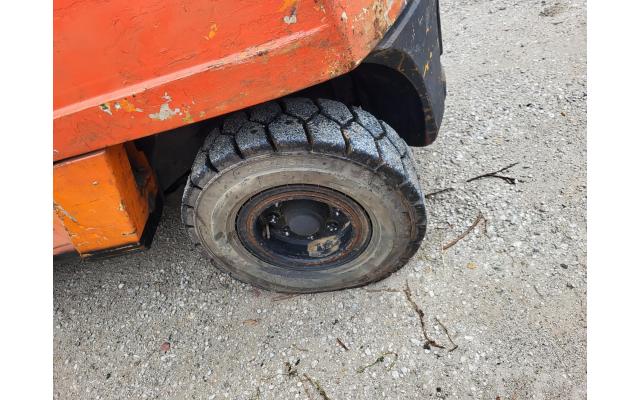 Toyota 02-3FG40LP Forklift For Sale in Hasting, Michigan 49058