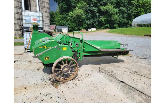 John Deere 3960 Pull-Type Forage Harvester For Sale in Honey Brook, Pennsylvania 19344