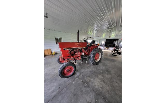  International 274 Tractor For Sale In Millersburg, Ohio 44654