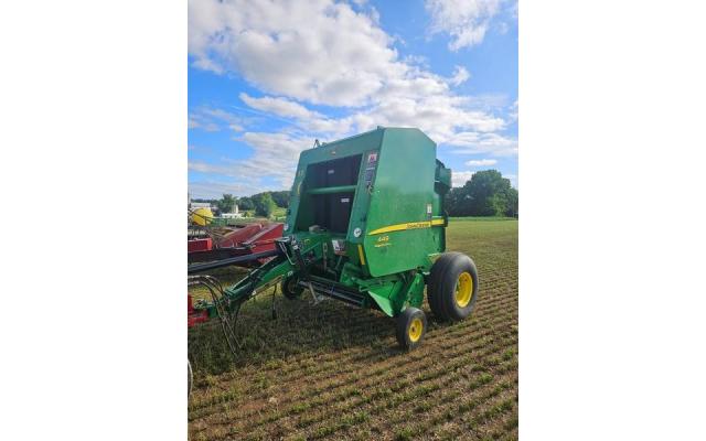 John Deere 449 Round Baler For Sale In Strasburg, Pennsylvania 17579