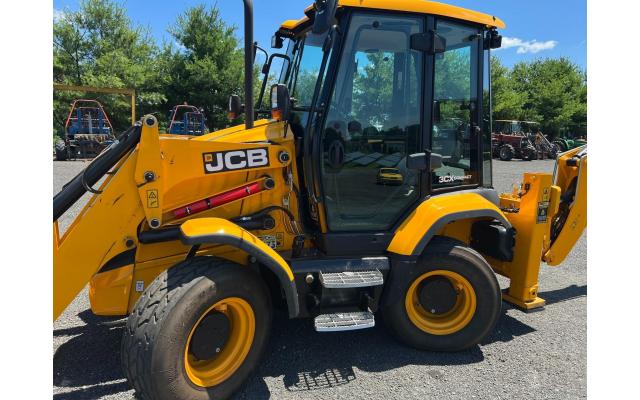 2016 JCB 3CX Backhoe Loader For Sale In Windsor Locks, Connecticut 06096