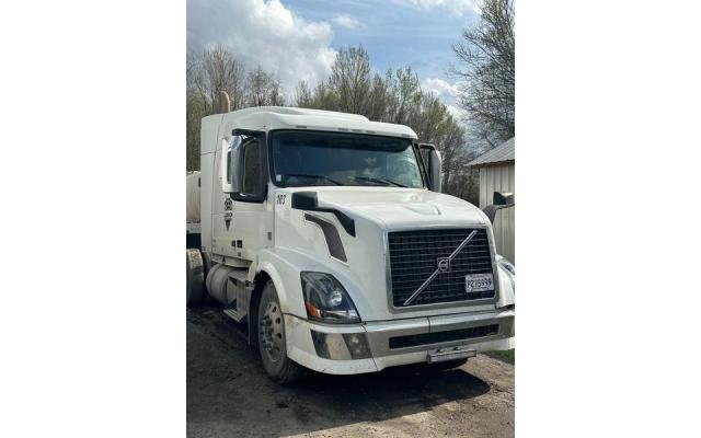 2014 Volvo VNL Semi-Tractor For Sale In LaFayette, Louisiana 70501
