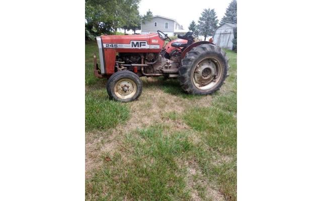 1978 Massey Ferguson 245 Tractor For Sale In Millersburg, Ohio 44654