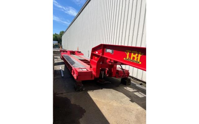 1981 Rogers Lowboy Trailer For Sale In Dorchester, Massachusetts 02122