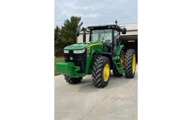 2011 John Deere 8235R Tractor For Sale In Columbia City, Indiana 46725