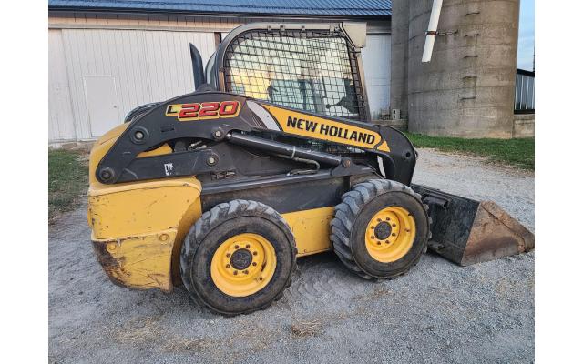 New Holland L220 Skid Steer For Sale In Millersburg, Ohio 44654