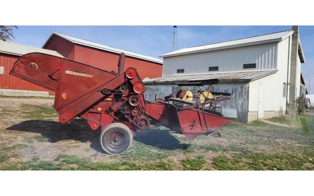 International 80 Combine For Sale In Burr Oak, Michigan 49030