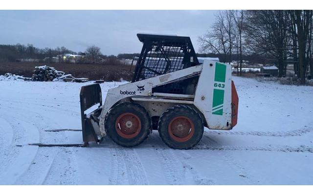 Bobcat 643 Skid Steer Loader For Sale In Vestaburg, Michigan 48891