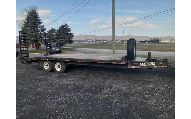 2013 Maxum Flatbed Trailer For Sale In Millhall, Pennsylvania 17751
