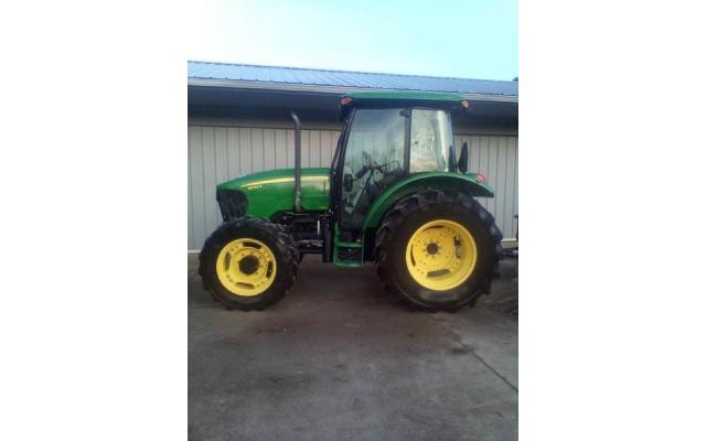 2016 John Deere 5093E Tractor Sale In Millersburg, Ohio 44654