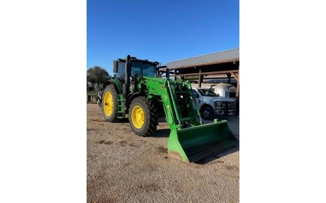 2015 John Deere 6175R Tractor