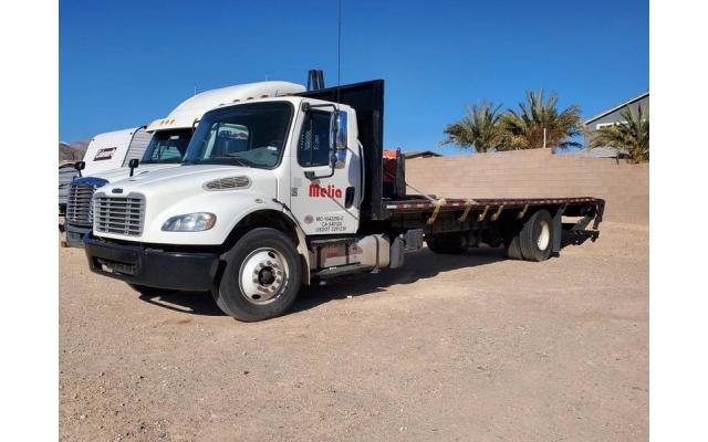 2017 Freightliner Business Class 6 M2 Flatbed Truck