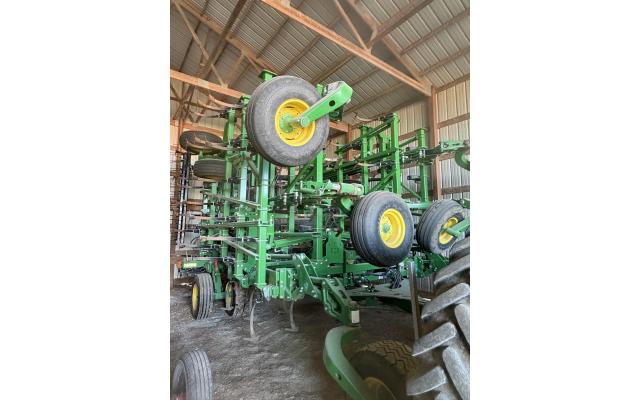 2022 John Deere 2230FH Field Cultivator For Sale
