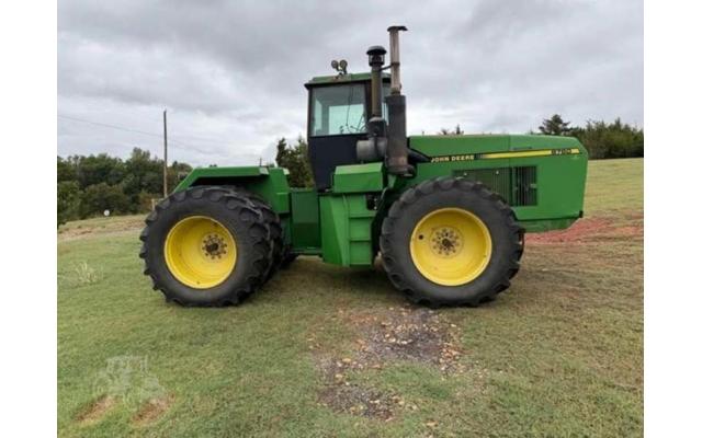 For Sale: 1992 John Deere 8760 4WD Tractor