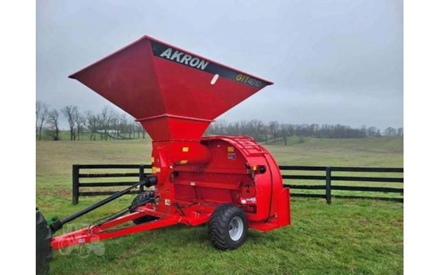 FOR SALE: Akron GTT4010 Grain Bagger & Akron EXG300 Extractor – Package Deal