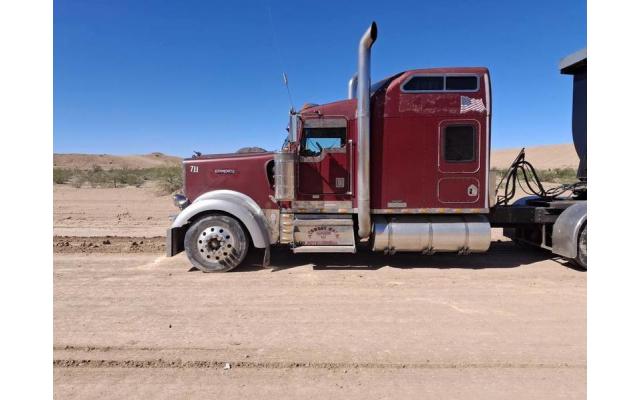 1999 Kenworth W900 Semi-Tractor For Sale In Santan Valley, Arizona 85140