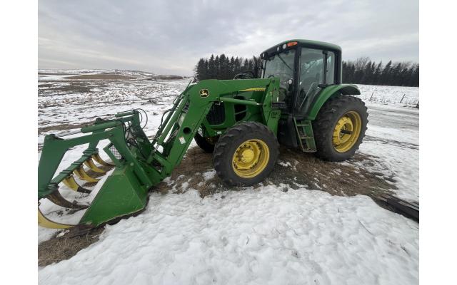 2006 John Deere 7320 Tractor w/ Legend 740 Loader For Sale In Lake City, South Dakota 57247