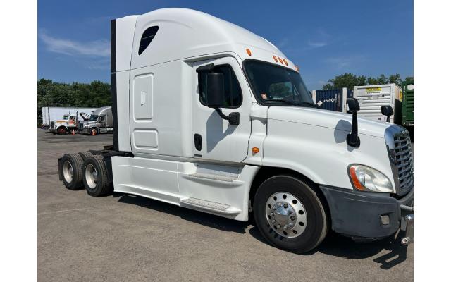 2015 Freightliner Cascadia Semi-Tractor – North Bergen, NJ 07047