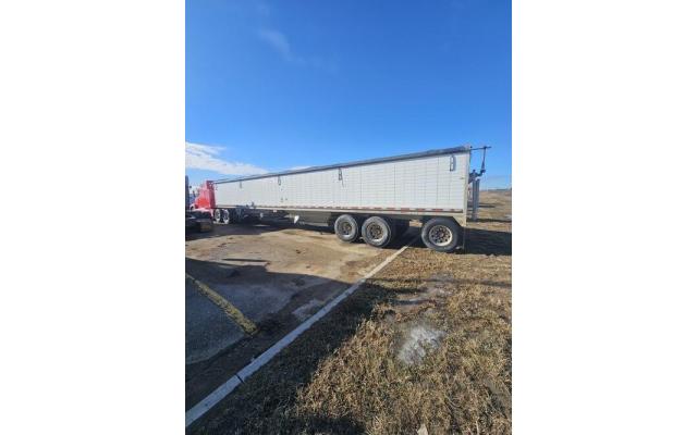 2013 Wilson Hopper Trailer For Sale In Williston, North Dakota