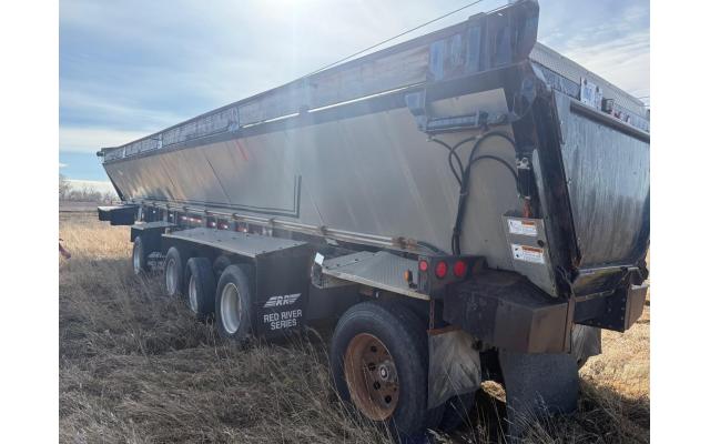 Trail King Belt 42-Ton Gravel Trailer For Sale In Morristown, South Dakota 57645