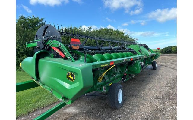 2021 John Deere RD40F Draper Header