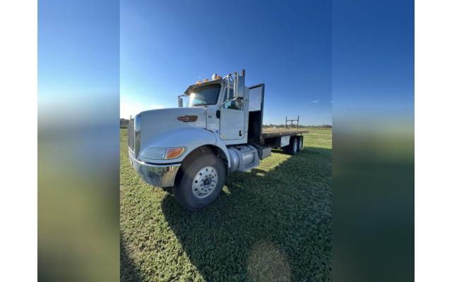 2015 Peterbilt 348 Day Cab Truck  For Sale In Peyton, Colorado 80831