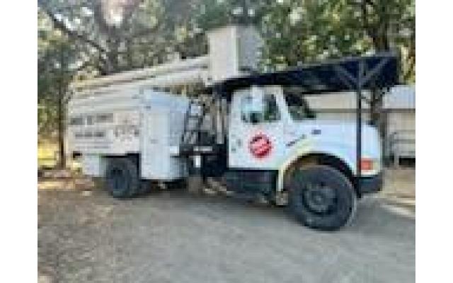 1997 International 4700 Forestry Bucket Chipper Truck For Sale In Roseburg, Oregon 97471