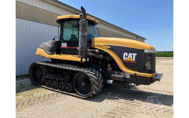 2001 Caterpillar CH65E Track Tractor For Sale In Hebron, Illinois 60034