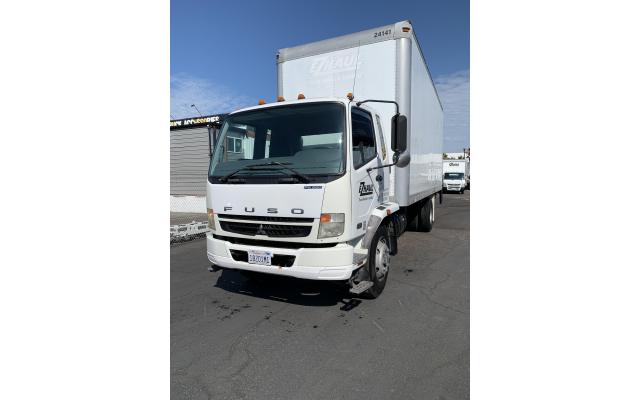 2009 Mitsubishi FK260 Fuso Box Truck For Sale In San Diego, California 92123
