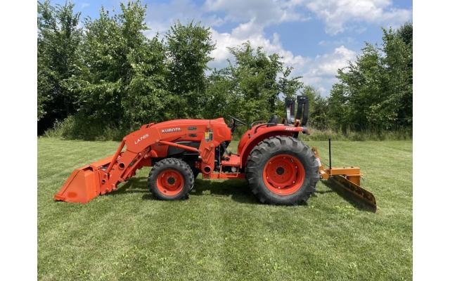 2016 Kubota L4701HST Tractor with Loader For Sale In Adrian, Michigan 49221