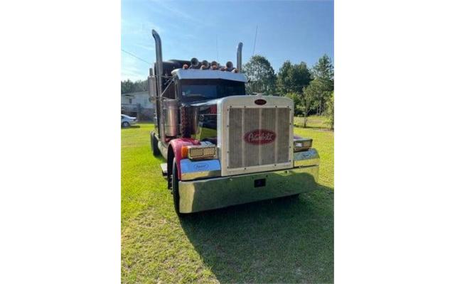 2001 Peterbilt 379 EXHD Semi-Tractor For Sale Magnolia, Mississippi 39652