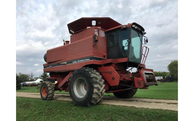 1993 Case IH 1688 Combine For Sale In Fox Home, Minnesota 56543