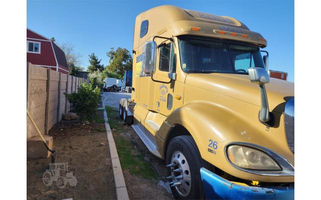 2010 Freightliner Columbia 120 Semi-Tractor For Sale In Bismarck, North Dakota 58503