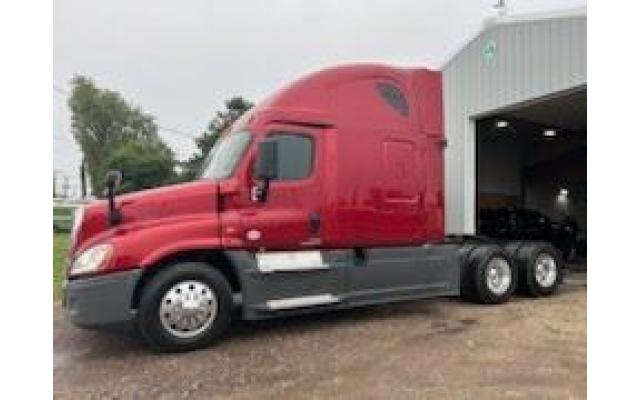 2018 Freightliner Cascadia 125 Evolution Semi-Tractor For Sale In Dakota City, Nebraska 68731