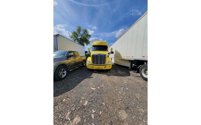 2017 Peterbilt 579 Semi Tractor For Sale In Philadelphia, Pennsylvania 19116