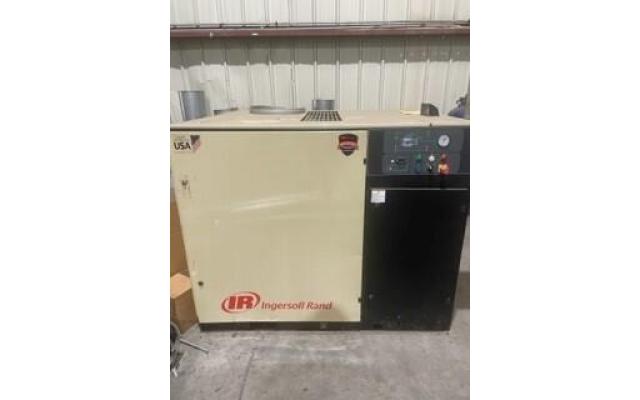 2018 Ingersoll-Rand Rotary Screw Air Compressor For Sale In Roebuck, South Carolina 29376