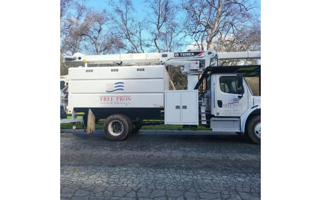 2021 Freightliner Business Class M2 106 Bucket Truck For Sale In Cupertino, California 95014