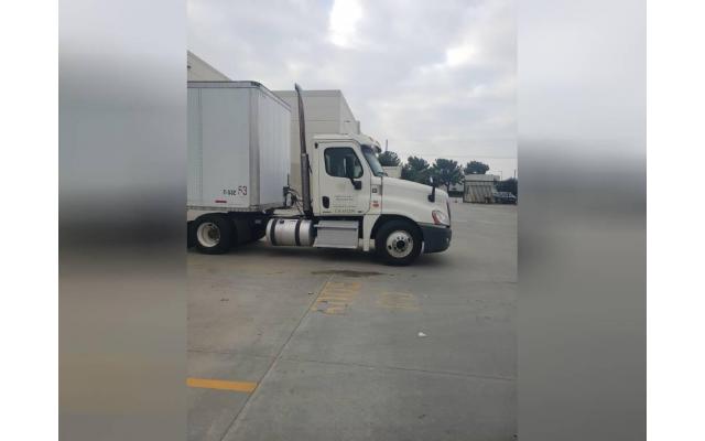 2012 Freightliner Cascadia Day Cab Truck For Sale In Eastvale, California 92880