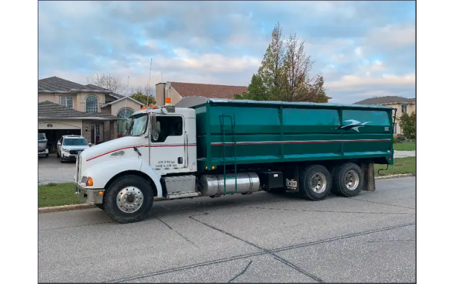 2006 Kenworth T300 Grain Truck For Sale In Winnipeg, Manitoba, Canada R3Y1L9