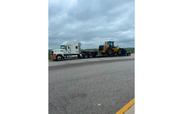 2020 Mack Pinnacle 64T Semi-Tractor For Sale In Meadow Brook Village, Manitoba, Canada R7A7W8